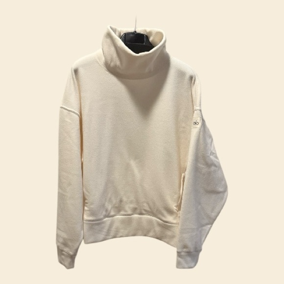 ALO Yoga White Sweater - Picture 3 of 5